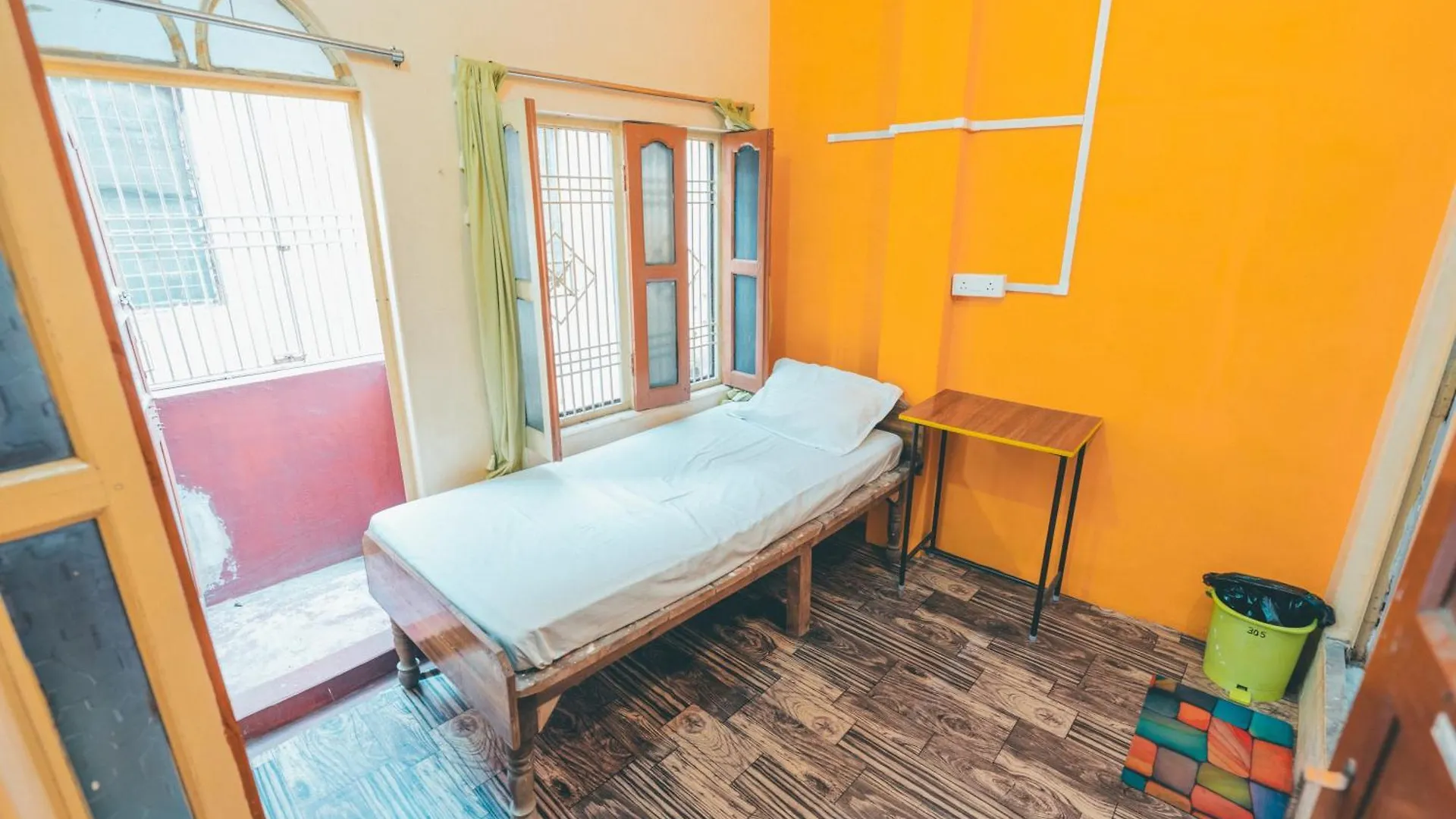 Om Rest House D24 32A, Pandey Ghat, Bengali Tola, Varanasi, Utter Pradesh בית הארחה ורנאסי