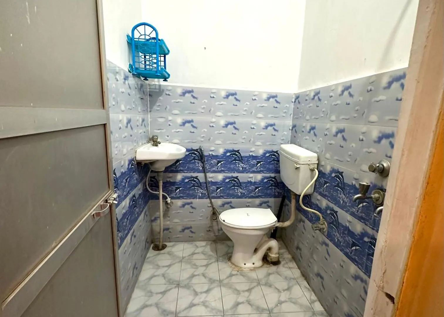 Om Rest House D24 32A, Pandey Ghat, Bengali Tola, Varanasi, Utter Pradesh 0*, ורנאסי הודו